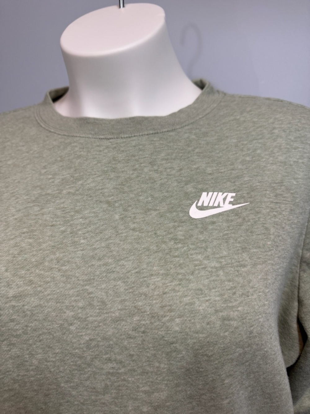Nike 3 Pullover Sweatshirts Bundle XL - Picture 9 of 15